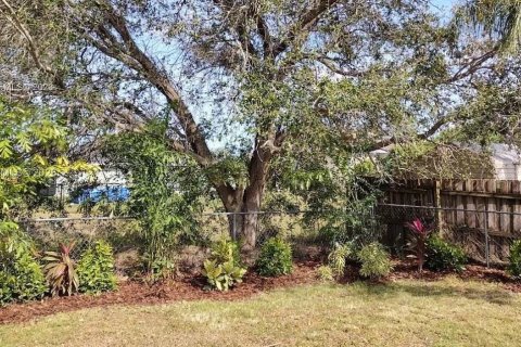 House in Port St. Lucie, Florida 3 bedrooms, 90.58 sq.m. № 2038343 - photo 4