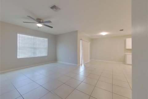 Villa ou maison à louer à Punta Gorda, Floride: 4 chambres, 171.5 m2 № 1873066 - photo 3