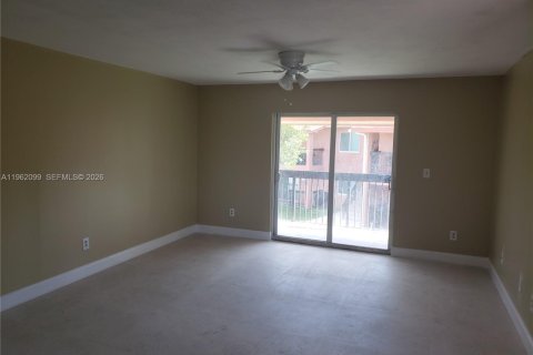 Condo à Miami, Floride, 3 chambres  № 2024815