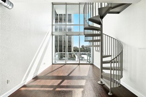 Condominio en alquiler en Orlando, Florida, 1 dormitorio, 85.93 m2 № 1917489 - foto 11