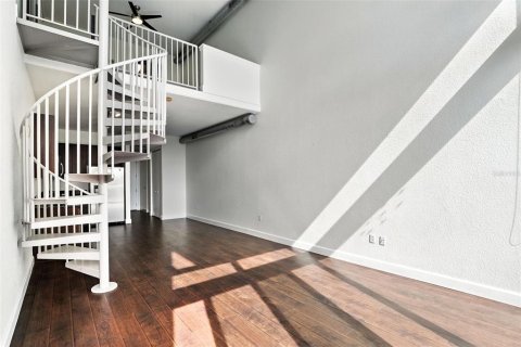 Condominio en alquiler en Orlando, Florida, 1 dormitorio, 85.93 m2 № 1917489 - foto 13