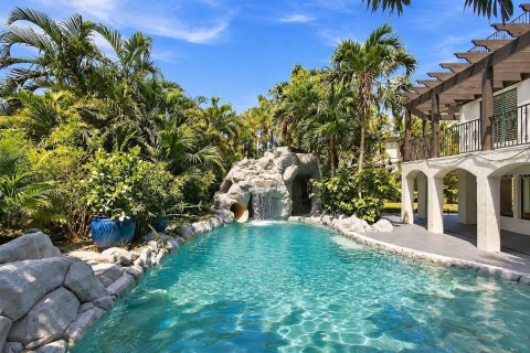 Villa ou maison à vendre à Clearwater, Floride: 5 chambres, 492.66 m2 № 2403509 - photo 6