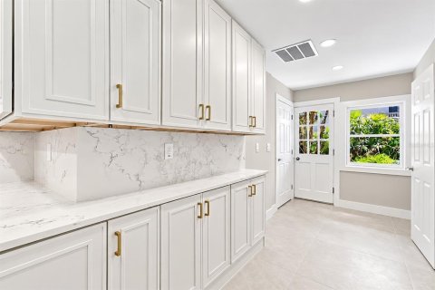 Villa ou maison à vendre à Clearwater, Floride: 5 chambres, 492.66 m2 № 2403509 - photo 24