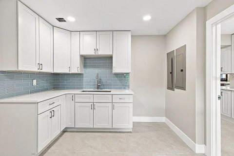 Villa ou maison à vendre à Clearwater, Floride: 5 chambres, 492.66 m2 № 2403509 - photo 26