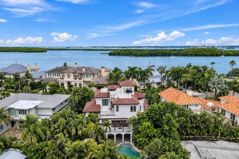 Villa ou maison à vendre à Clearwater, Floride: 5 chambres, 492.66 m2 № 2403509 - photo 11