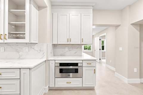 Villa ou maison à vendre à Clearwater, Floride: 5 chambres, 492.66 m2 № 2403509 - photo 23