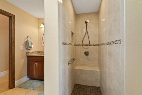 Купить виллу или дом в Лейк-Уэльс, Флорида 9 комнат, 272.95м2, № 1399746 - фото 30