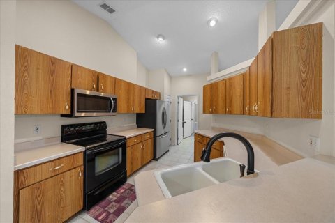 House in Silver Springs Shores, Florida 4 bedrooms, 285.21 sq.m. № 1725639 - photo 28