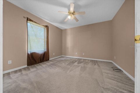 House in Silver Springs Shores, Florida 4 bedrooms, 285.21 sq.m. № 1725639 - photo 25