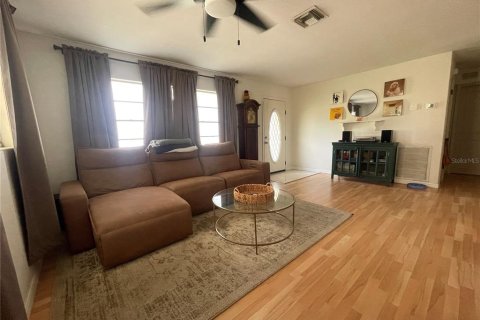 House in Beverly Hills, Florida 2 bedrooms, 96.62 sq.m. № 1899577 - photo 5