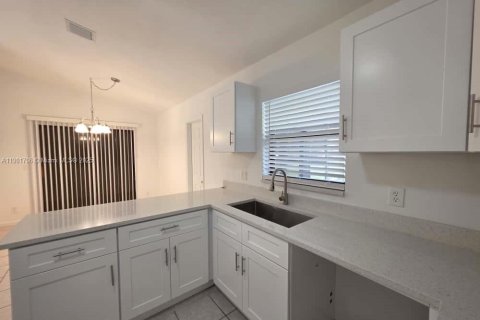 Condo in Boynton Beach, Florida, 3 bedrooms  № 1955059 - photo 17