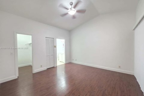 Condo in Boynton Beach, Florida, 3 bedrooms  № 1955059 - photo 7