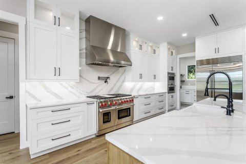 Casa en venta en Fish Hawk, Florida, 5 dormitorios, 411.74 m2 № 2418520 - foto 19