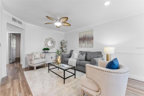 Casa en alquiler en Tampa, Florida, 4 dormitorios, 152.17 m2 № 1909396 - foto 12