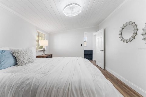 Casa en alquiler en Tampa, Florida, 4 dormitorios, 152.17 m2 № 1909396 - foto 18