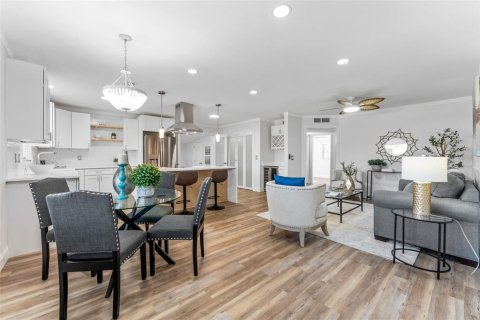 Casa en alquiler en Tampa, Florida, 4 dormitorios, 152.17 m2 № 1909396 - foto 5