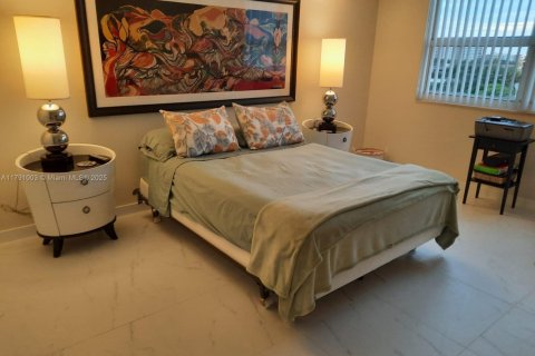 Condo in Aventura, Florida, 2 bedrooms  № 1697288 - photo 20