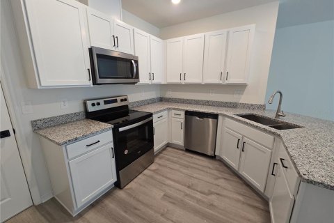 Touwnhouse à louer à Davenport, Floride: 3 chambres, 144.65 m2 № 2118180 - photo 10