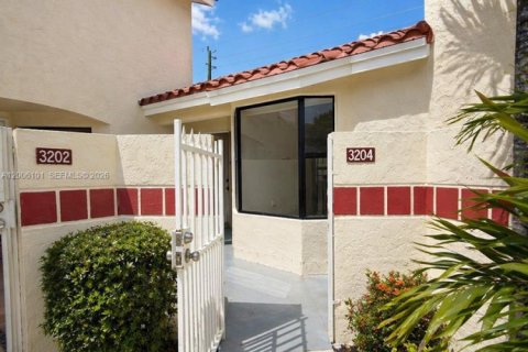 Таунхаус в Хомстед, Флорида 3 спальни, 104.52м2 № 2069453