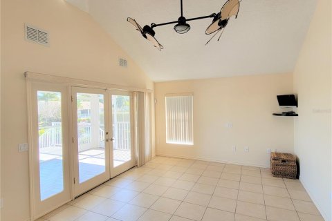 House in Holmes Beach, Florida 3 bedrooms, 200.11 sq.m. № 1687778 - photo 4