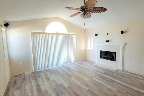 House in Holmes Beach, Florida 3 bedrooms, 200.11 sq.m. № 1687778 - photo 19