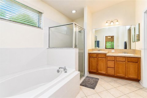 Casa en venta en Fish Hawk, Florida, 4 dormitorios, 187.11 m2 № 2203155 - foto 15