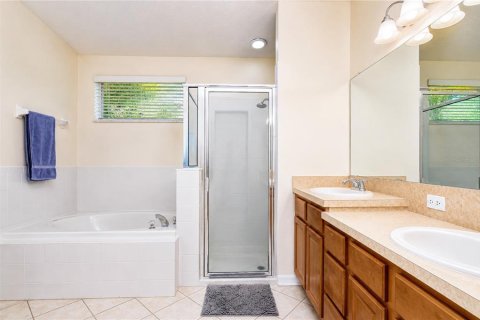 Casa en venta en Fish Hawk, Florida, 4 dormitorios, 187.11 m2 № 2203155 - foto 16