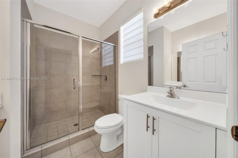 Townhouse in Hialeah, Florida 3 bedrooms, 147.06 sq.m. № 1847720 - photo 14