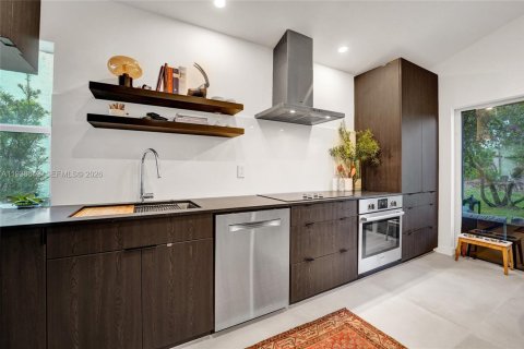 Villa ou maison à louer à Weston, Floride: 4 chambres, 139.82 m2 № 1996683 - photo 20