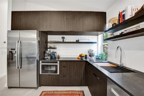 Villa ou maison à louer à Weston, Floride: 4 chambres, 139.82 m2 № 1996683 - photo 24