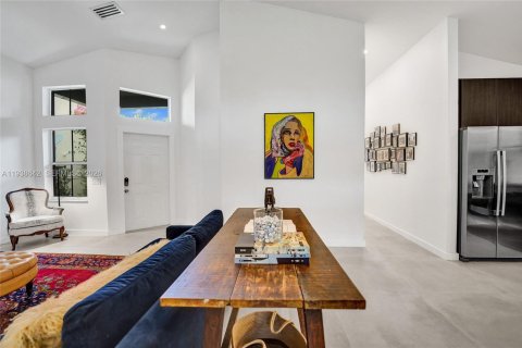 Villa ou maison à louer à Weston, Floride: 4 chambres, 139.82 m2 № 1996683 - photo 17