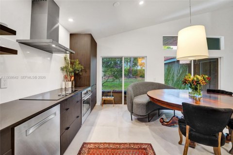 Villa ou maison à louer à Weston, Floride: 4 chambres, 139.82 m2 № 1996683 - photo 23