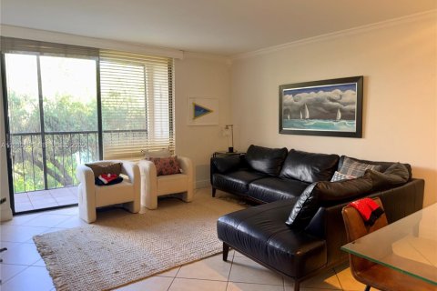 Снять в аренду кондоминиум в Майами, Флорида 2 спальни, 89.65м2, № 1989453 - фото 6