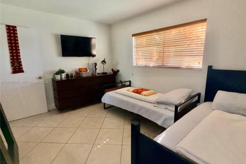 Снять в аренду кондоминиум в Майами, Флорида 2 спальни, 89.65м2, № 1989453 - фото 19