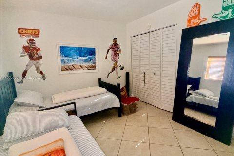 Снять в аренду кондоминиум в Майами, Флорида 2 спальни, 89.65м2, № 1989453 - фото 21