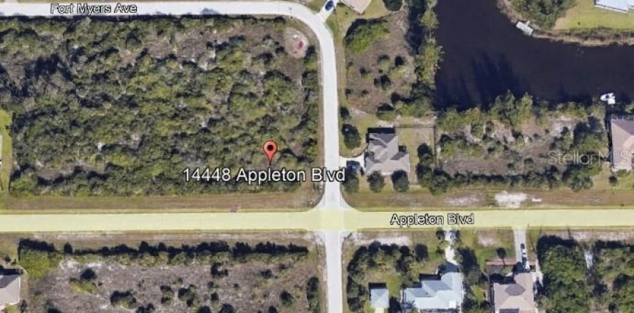 Land in Port Charlotte, Florida № 2161451