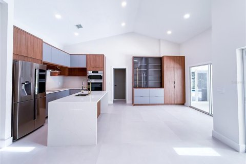 House in Windermere, Florida 4 bedrooms, 249.07 sq.m. № 1805327 - photo 9