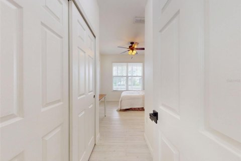 House in Orlando, Florida 4 bedrooms, 222.87 sq.m. № 1690030 - photo 10