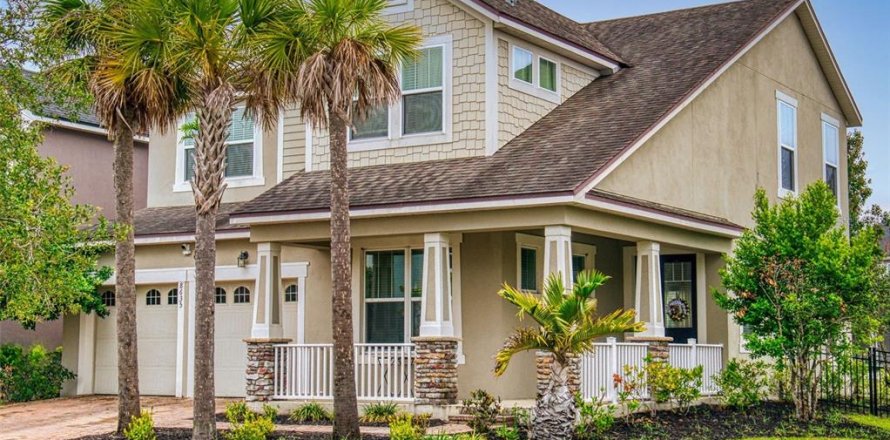 House in Orlando, Florida 4 bedrooms, 222.87 sq.m. № 1690030