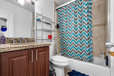 Villa ou maison à vendre à Sweetwater, Floride: 3 chambres, 161.93 m2 № 1956770 - photo 12