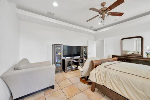 House in Sarasota, Florida 3 bedrooms, 220.18 sq.m. № 1835542 - photo 16