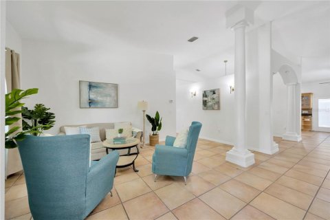 House in Sarasota, Florida 3 bedrooms, 220.18 sq.m. № 1835542 - photo 4