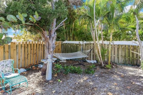Casa en venta en Holmes Beach, Florida, 4 dormitorios, 184.13 m2 № 2144588 - foto 21