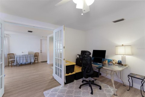 Casa en venta en Holmes Beach, Florida, 4 dormitorios, 184.13 m2 № 2144588 - foto 12