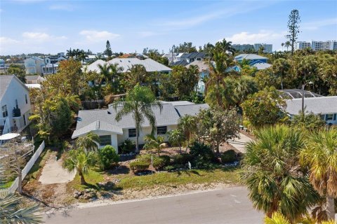 Casa en venta en Holmes Beach, Florida, 4 dormitorios, 184.13 m2 № 2144588 - foto 28