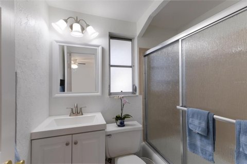 Casa en venta en Holmes Beach, Florida, 4 dormitorios, 184.13 m2 № 2144588 - foto 15