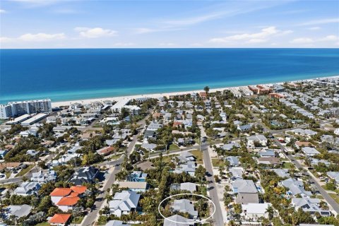 Casa en venta en Holmes Beach, Florida, 4 dormitorios, 184.13 m2 № 2144588 - foto 29