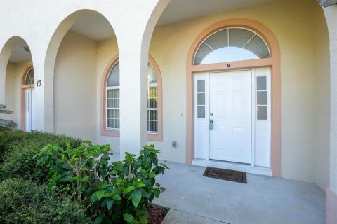 Commercial property in Palm Coast, Florida 6 bedrooms, 240.43 sq.m. № 2094691 - photo 2