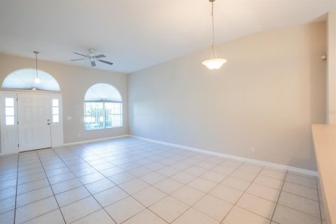 Commercial property in Palm Coast, Florida 6 bedrooms, 240.43 sq.m. № 2094691 - photo 4