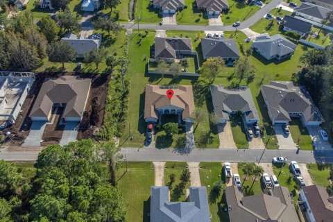 Commercial property in Palm Coast, Florida 6 bedrooms, 240.43 sq.m. № 2094691 - photo 24